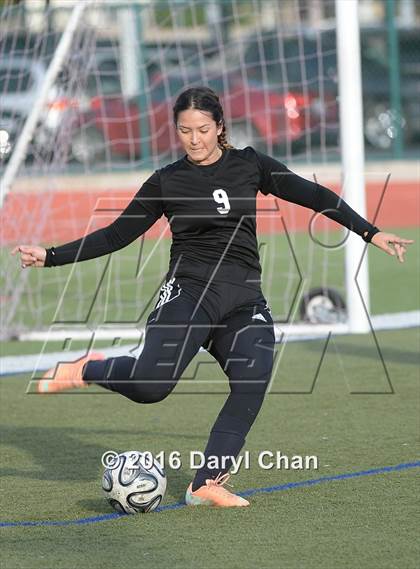 Thumbnail 1 in Gabrielino @ Arroyo photogallery.