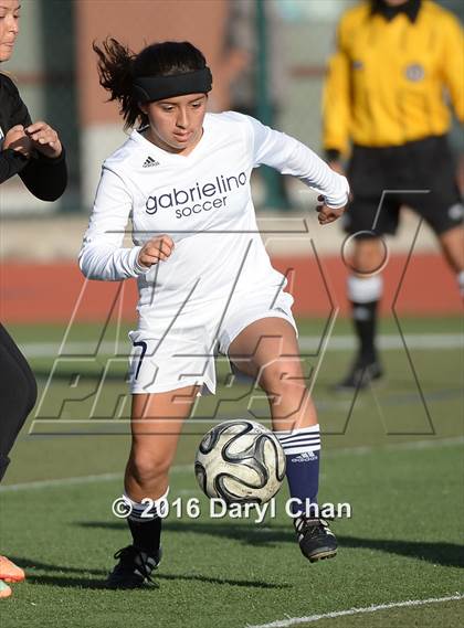 Thumbnail 2 in Gabrielino @ Arroyo photogallery.