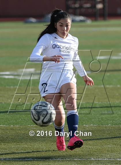 Thumbnail 2 in Gabrielino @ Arroyo photogallery.