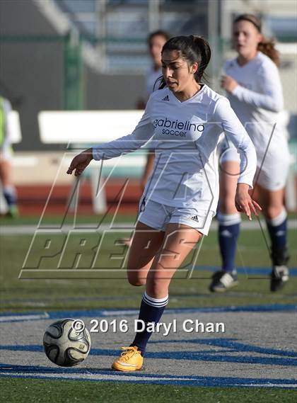 Thumbnail 1 in Gabrielino @ Arroyo photogallery.