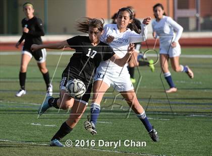 Thumbnail 2 in Gabrielino @ Arroyo photogallery.