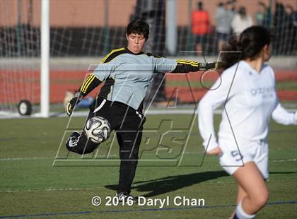 Thumbnail 1 in Gabrielino @ Arroyo photogallery.