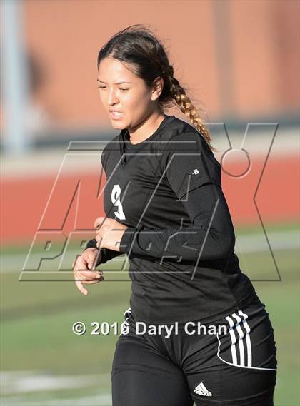 Thumbnail 1 in Gabrielino @ Arroyo photogallery.