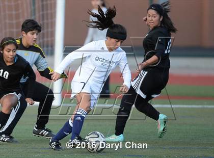 Thumbnail 1 in Gabrielino @ Arroyo photogallery.