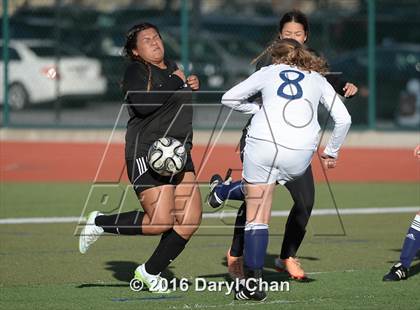 Thumbnail 1 in Gabrielino @ Arroyo photogallery.