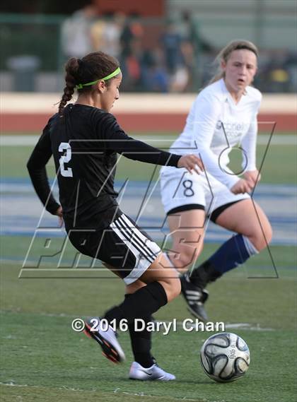 Thumbnail 1 in Gabrielino @ Arroyo photogallery.