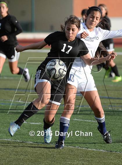 Thumbnail 3 in Gabrielino @ Arroyo photogallery.