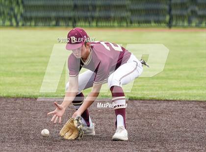 Thumbnail 1 in Greencastle vs. Brebeuf Jesuit Preparatory (IHSAA 3A Sectional First Round) photogallery.