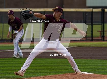 Thumbnail 2 in Greencastle vs. Brebeuf Jesuit Preparatory (IHSAA 3A Sectional First Round) photogallery.