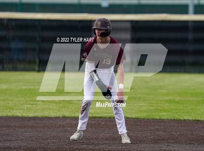 Thumbnail 2 in Greencastle vs. Brebeuf Jesuit Preparatory (IHSAA 3A Sectional First Round) photogallery.