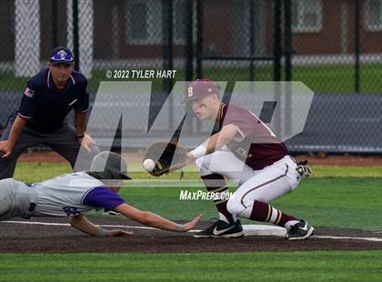 Thumbnail 3 in Greencastle vs. Brebeuf Jesuit Preparatory (IHSAA 3A Sectional First Round) photogallery.