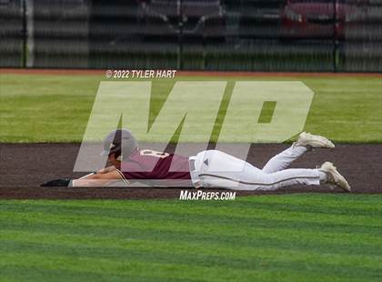 Thumbnail 1 in Greencastle vs. Brebeuf Jesuit Preparatory (IHSAA 3A Sectional First Round) photogallery.