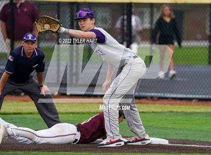 Thumbnail 2 in Greencastle vs. Brebeuf Jesuit Preparatory (IHSAA 3A Sectional First Round) photogallery.