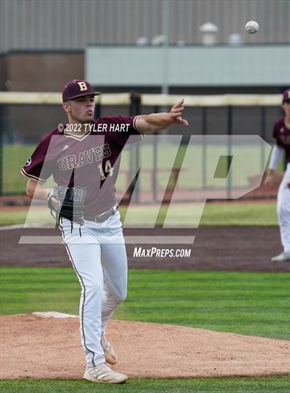 Thumbnail 3 in Greencastle vs. Brebeuf Jesuit Preparatory (IHSAA 3A Sectional First Round) photogallery.