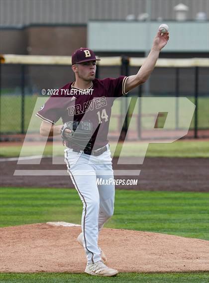 Thumbnail 2 in Greencastle vs. Brebeuf Jesuit Preparatory (IHSAA 3A Sectional First Round) photogallery.