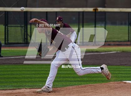 Thumbnail 3 in Greencastle vs. Brebeuf Jesuit Preparatory (IHSAA 3A Sectional First Round) photogallery.