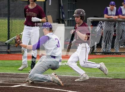 Thumbnail 2 in Greencastle vs. Brebeuf Jesuit Preparatory (IHSAA 3A Sectional First Round) photogallery.