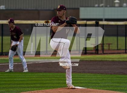 Thumbnail 1 in Greencastle vs. Brebeuf Jesuit Preparatory (IHSAA 3A Sectional First Round) photogallery.
