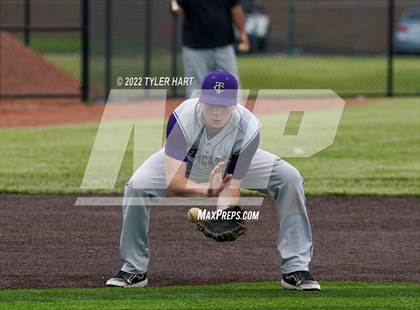 Thumbnail 3 in Greencastle vs. Brebeuf Jesuit Preparatory (IHSAA 3A Sectional First Round) photogallery.