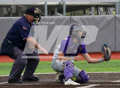 Thumbnail 3 in Greencastle vs. Brebeuf Jesuit Preparatory (IHSAA 3A Sectional First Round) photogallery.