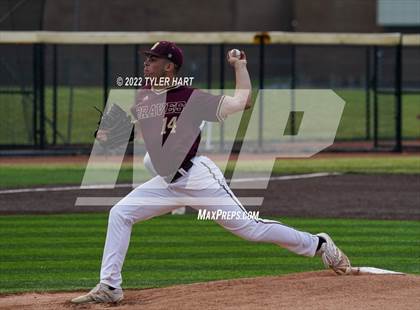 Thumbnail 1 in Greencastle vs. Brebeuf Jesuit Preparatory (IHSAA 3A Sectional First Round) photogallery.
