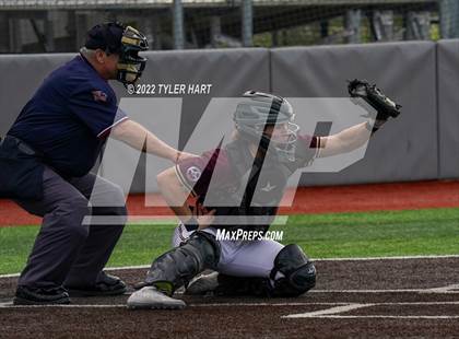 Thumbnail 3 in Greencastle vs. Brebeuf Jesuit Preparatory (IHSAA 3A Sectional First Round) photogallery.