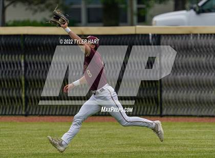 Thumbnail 2 in Greencastle vs. Brebeuf Jesuit Preparatory (IHSAA 3A Sectional First Round) photogallery.