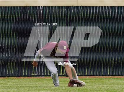 Thumbnail 3 in Greencastle vs. Brebeuf Jesuit Preparatory (IHSAA 3A Sectional First Round) photogallery.