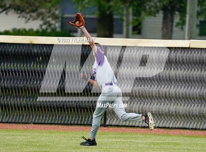 Thumbnail 1 in Greencastle vs. Brebeuf Jesuit Preparatory (IHSAA 3A Sectional First Round) photogallery.