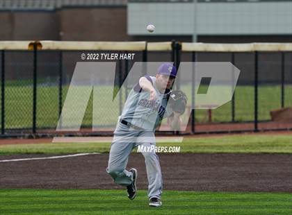 Thumbnail 2 in Greencastle vs. Brebeuf Jesuit Preparatory (IHSAA 3A Sectional First Round) photogallery.