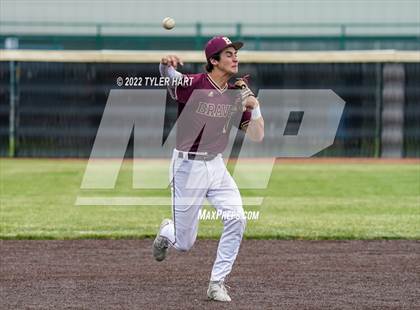 Thumbnail 1 in Greencastle vs. Brebeuf Jesuit Preparatory (IHSAA 3A Sectional First Round) photogallery.