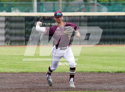 Thumbnail 1 in Greencastle vs. Brebeuf Jesuit Preparatory (IHSAA 3A Sectional First Round) photogallery.