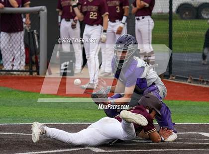 Thumbnail 3 in Greencastle vs. Brebeuf Jesuit Preparatory (IHSAA 3A Sectional First Round) photogallery.