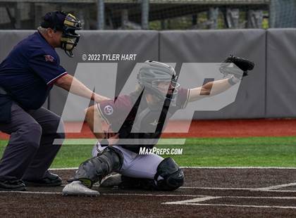 Thumbnail 2 in Greencastle vs. Brebeuf Jesuit Preparatory (IHSAA 3A Sectional First Round) photogallery.