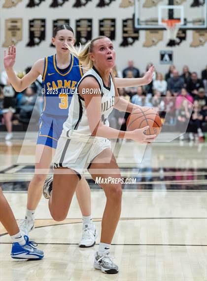Thumbnail 3 in Carmel vs. Noblesville (IHSAA 4A Sectional 8 First Round) photogallery.