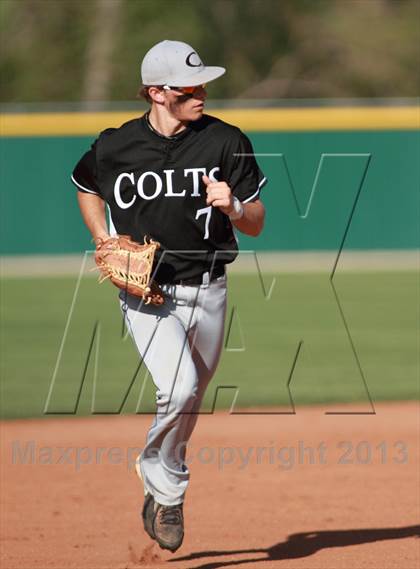 Thumbnail 1 in Haysville Campus vs. Derby (KSHSAA 6A Regional Playoff) photogallery.