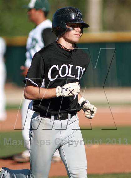 Thumbnail 2 in Haysville Campus vs. Derby (KSHSAA 6A Regional Playoff) photogallery.