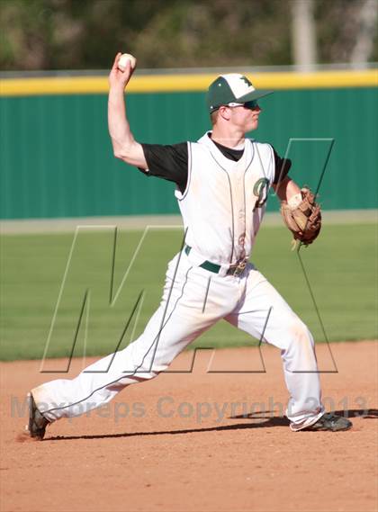 Thumbnail 2 in Haysville Campus vs. Derby (KSHSAA 6A Regional Playoff) photogallery.