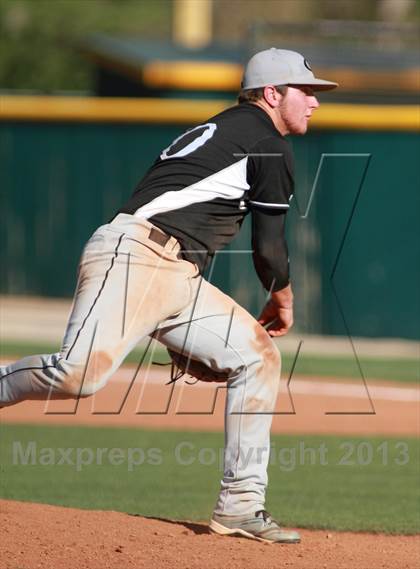 Thumbnail 1 in Haysville Campus vs. Derby (KSHSAA 6A Regional Playoff) photogallery.
