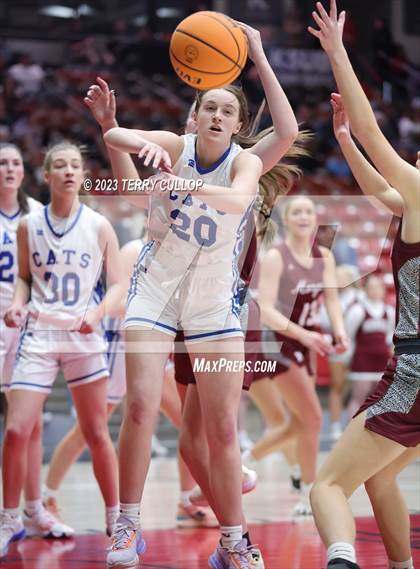 Thumbnail 2 in Morgan vs. Richfield (UHSAA 3A Semifinal) photogallery.