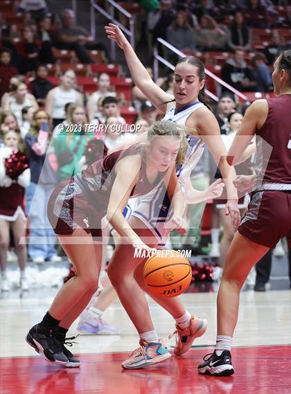 Thumbnail 2 in Morgan vs. Richfield (UHSAA 3A Semifinal) photogallery.