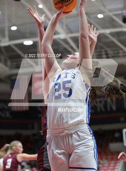 Thumbnail 2 in Morgan vs. Richfield (UHSAA 3A Semifinal) photogallery.
