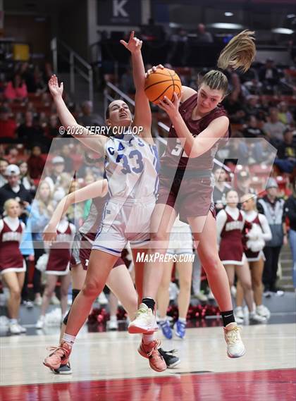 Thumbnail 1 in Morgan vs. Richfield (UHSAA 3A Semifinal) photogallery.