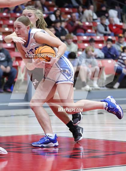 Thumbnail 3 in Morgan vs. Richfield (UHSAA 3A Semifinal) photogallery.