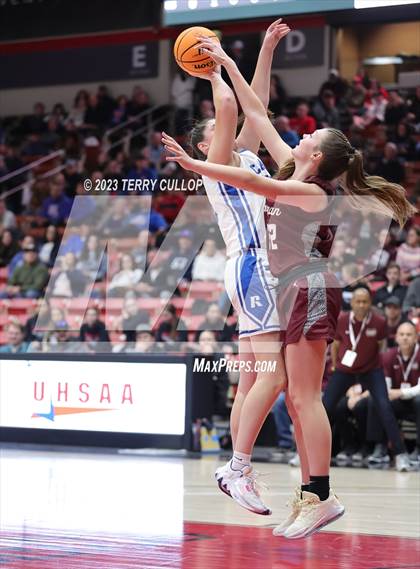 Thumbnail 3 in Morgan vs. Richfield (UHSAA 3A Semifinal) photogallery.