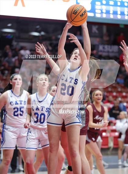Thumbnail 3 in Morgan vs. Richfield (UHSAA 3A Semifinal) photogallery.