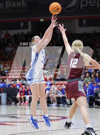 Thumbnail 1 in Morgan vs. Richfield (UHSAA 3A Semifinal) photogallery.
