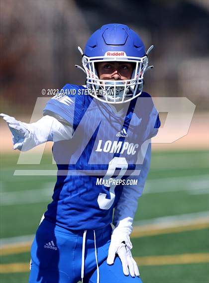 Thumbnail 2 in Agoura @ Lompoc photogallery.