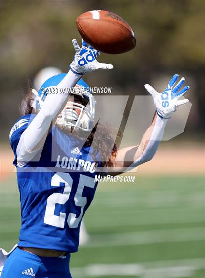 Thumbnail 3 in Agoura @ Lompoc photogallery.