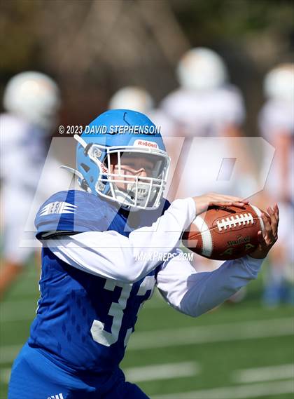 Thumbnail 2 in Agoura @ Lompoc photogallery.